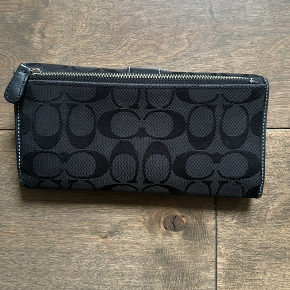 Coach Wallet - Picture 2 of 4